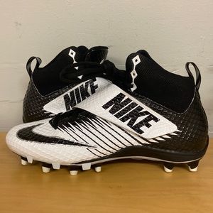 Nike Lunarbeast Strike Pro TD football cleats